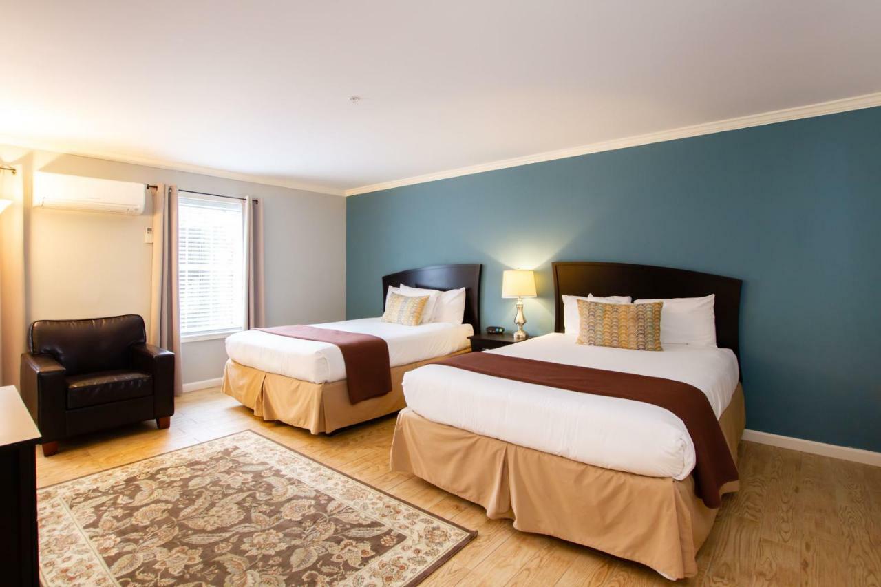The Dahlonega Square Hotel & Villas ภายนอก รูปภาพ