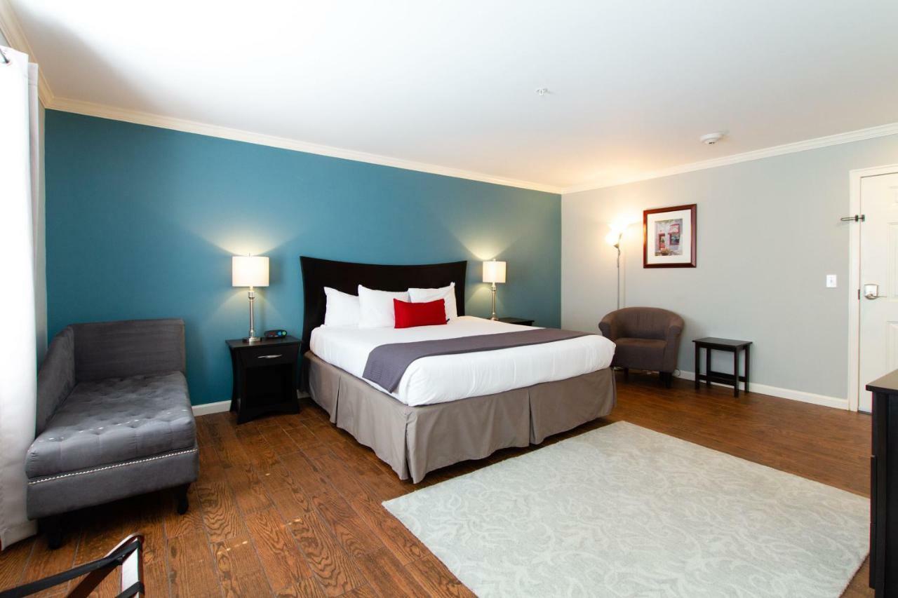 The Dahlonega Square Hotel & Villas ภายนอก รูปภาพ